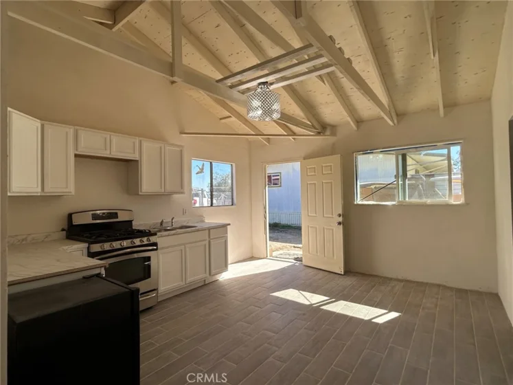 41395 Sycamore photo 24