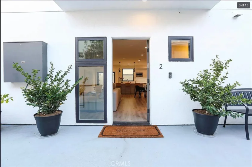 829 N Martel #2 photo 13