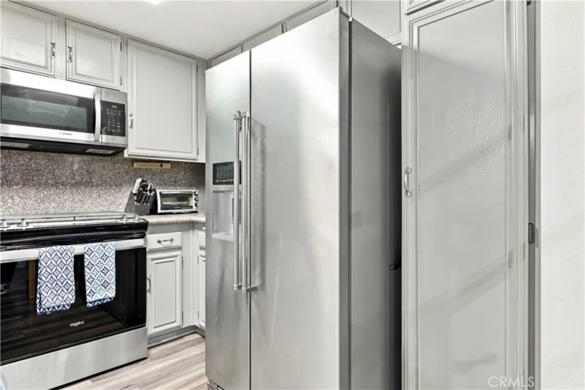 9625 Sylmar Avenue #23 photo 9