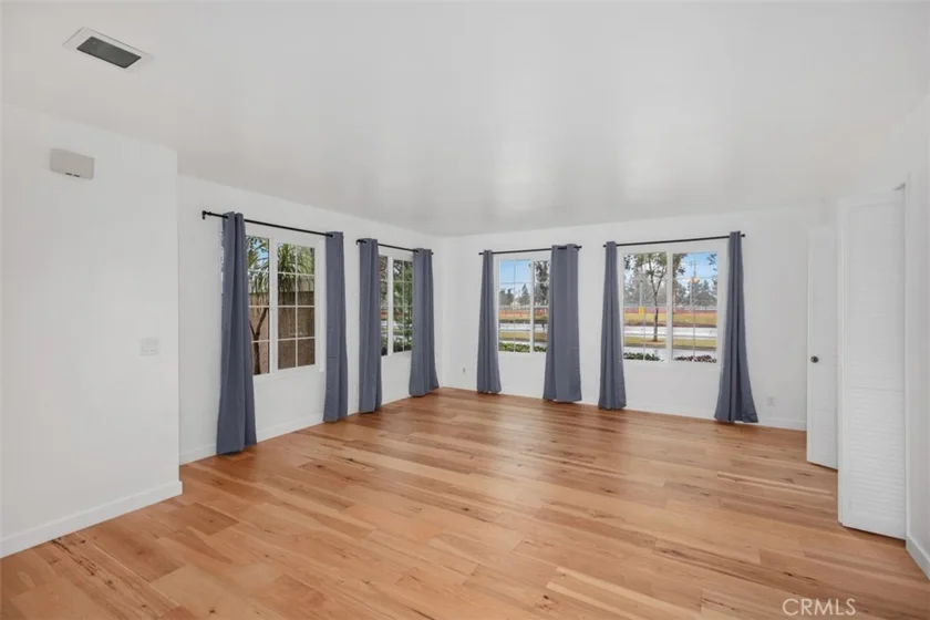 136 Greenfield #131 photo 1