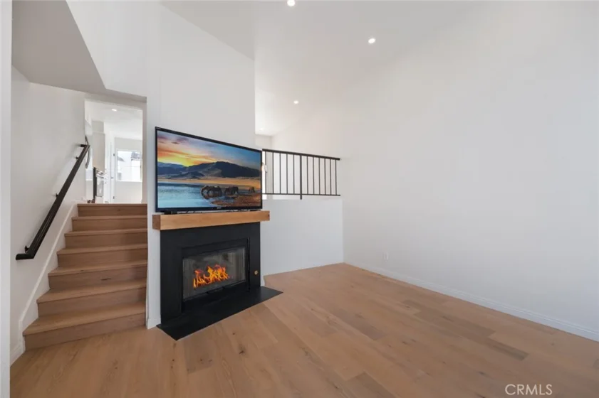 5455 Sylmar Avenue #2103 photo 31