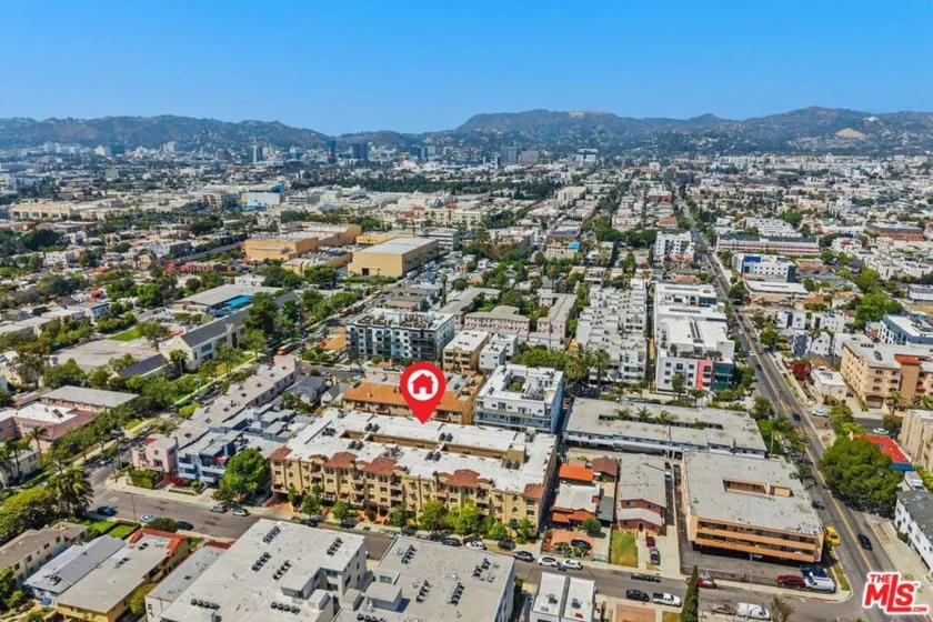 5037 Rosewood Avenue #101 photo 31