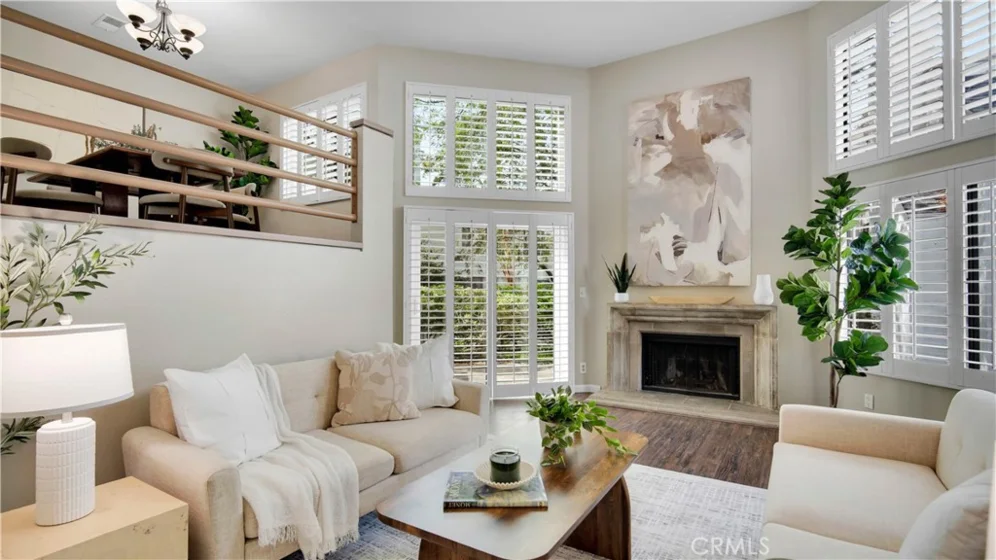 158 N Singingwood Street #2 photo 3