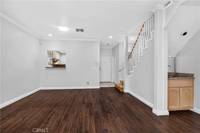 411 N Jackson #105 photo 7