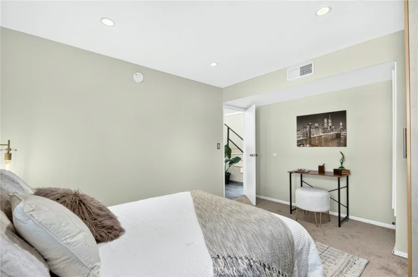 4660 Coldwater Canyon Avenue #20 photo 20