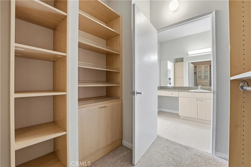 488 E Ocean #1518 photo 16