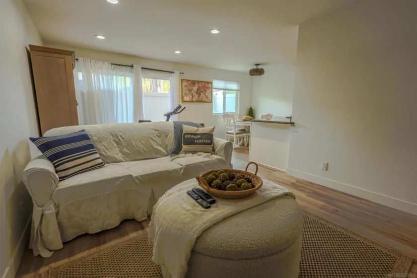 930 Peach Avenue #2 photo 5
