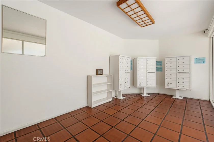 1121 Obispo Avenue #108 photo 21