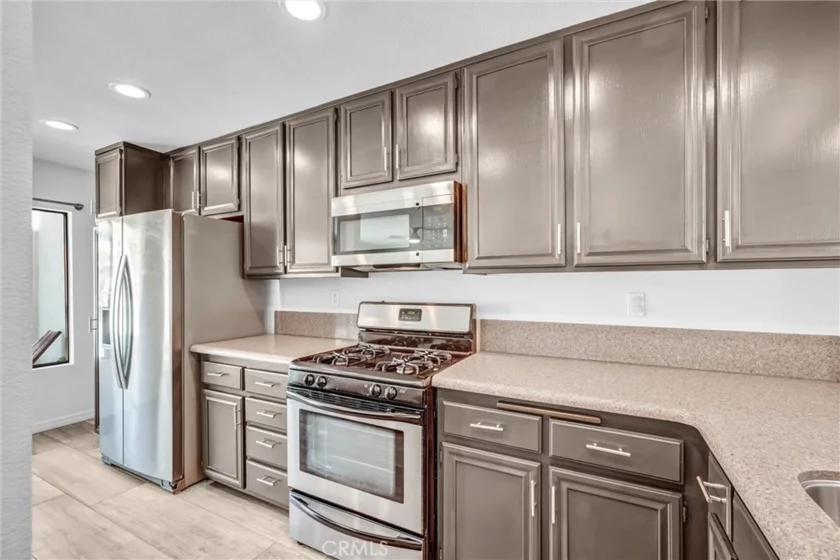 5733 E Stillwater Avenue #2 photo 4
