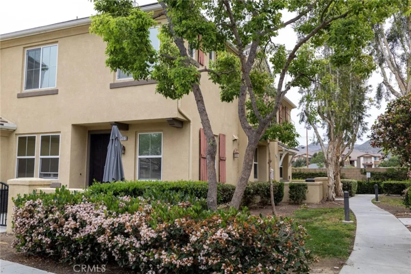 1800 E Lakeshore #1803 photo 2