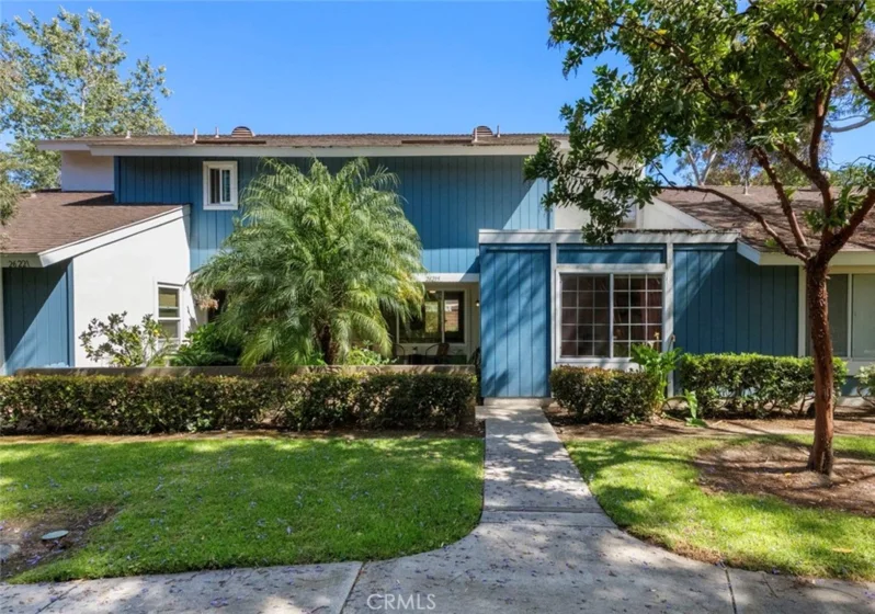26215 Cedar Grove Court photo 1
