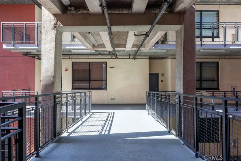 835 Locust Avenue #419 photo 9