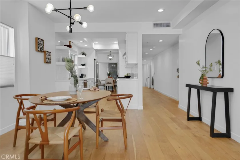 1871 Greenfield Avenue #102 photo 6