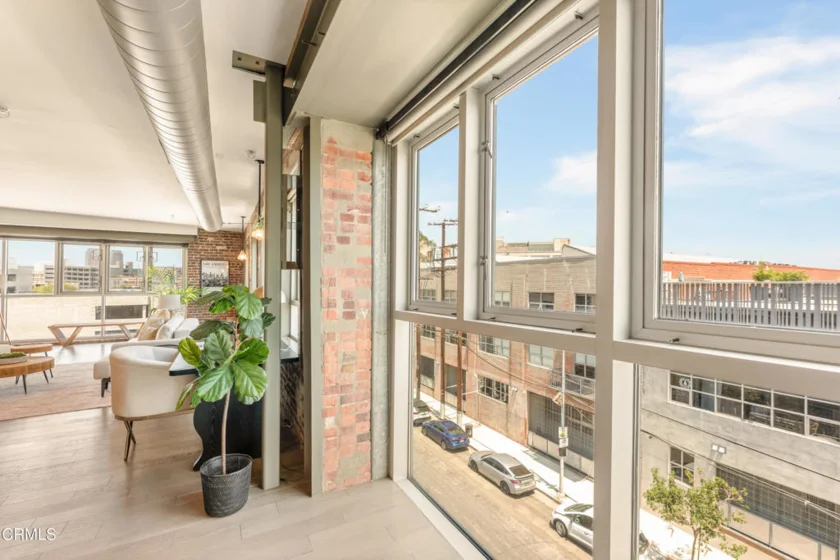 527 Molino Street #401 photo 24