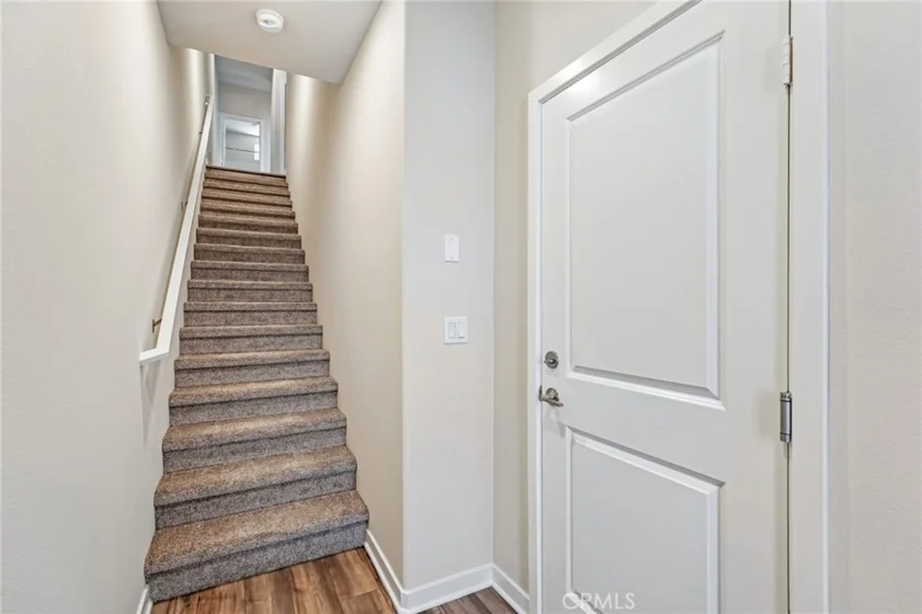 9524 Hannah Way photo 32