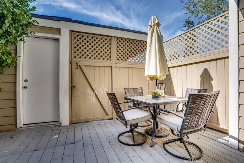 12 Latitude Court photo 25