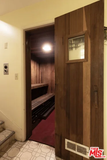 1900 Vine Street #403 photo 44