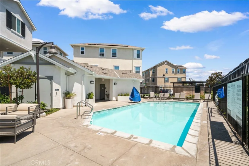 155 W La Palma Avenue #2 photo 29