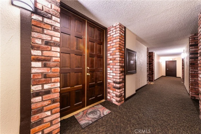 5334 Lindley Avenue #126 photo 2