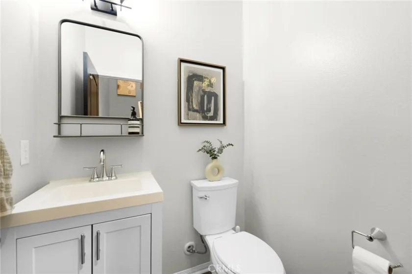 34 Clifford Lane photo 10