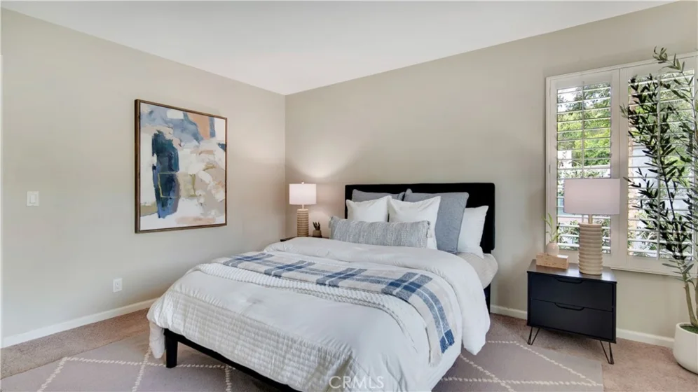 158 N Singingwood Street #2 photo 36