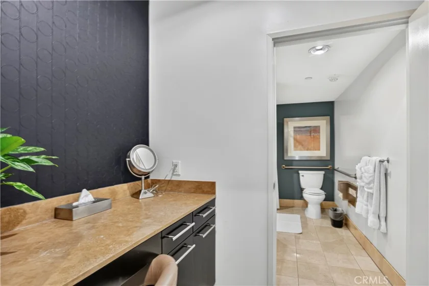 13650 Marina Pointe Drive #609 photo 60