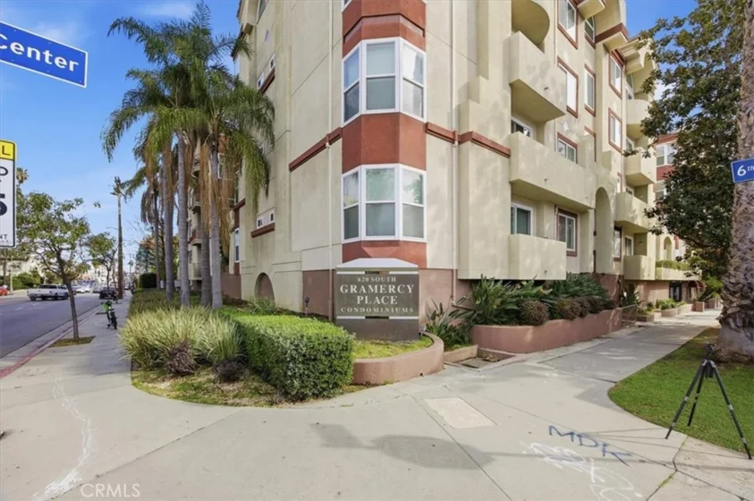 620 S Gramercy Place #130 photo 27