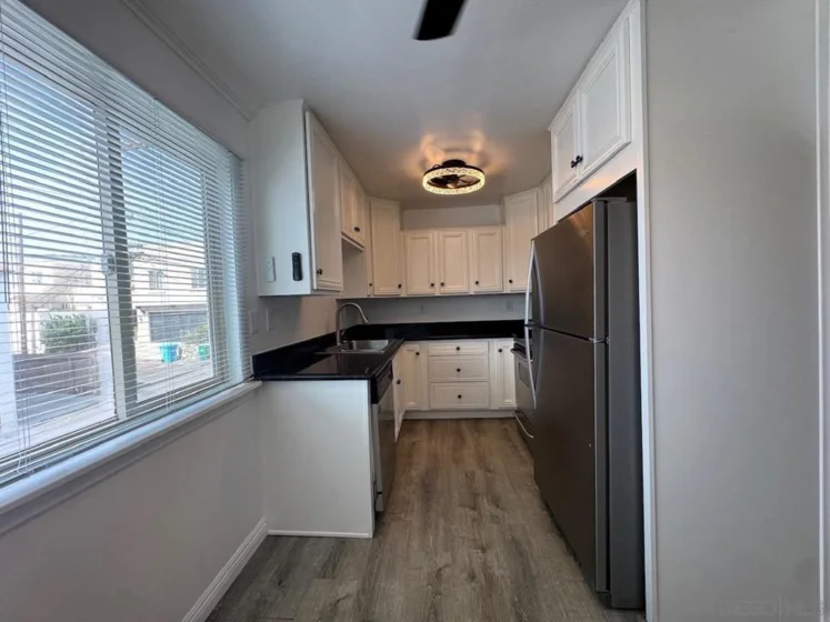 5075 Narragansett Avenue #206 photo 12