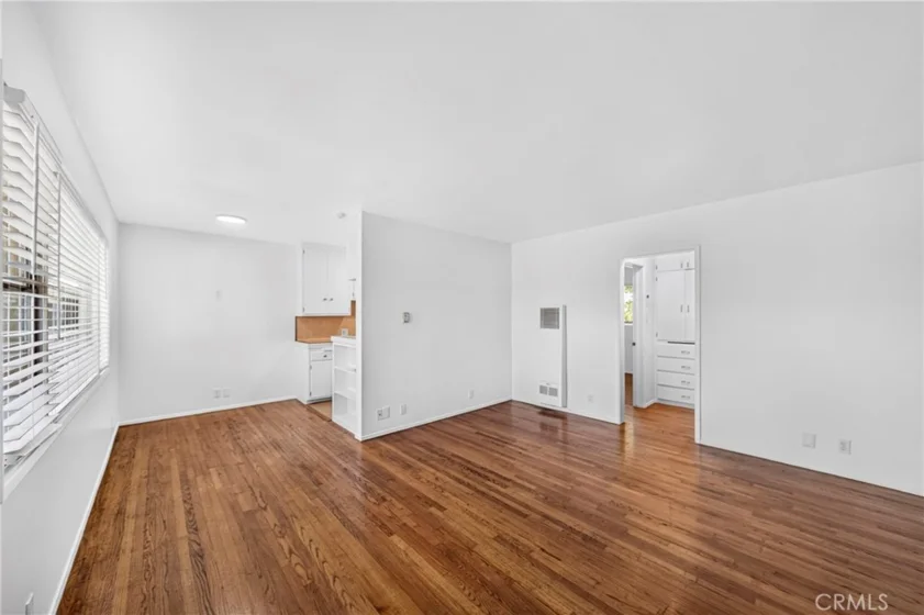 728 Cedar photo 7