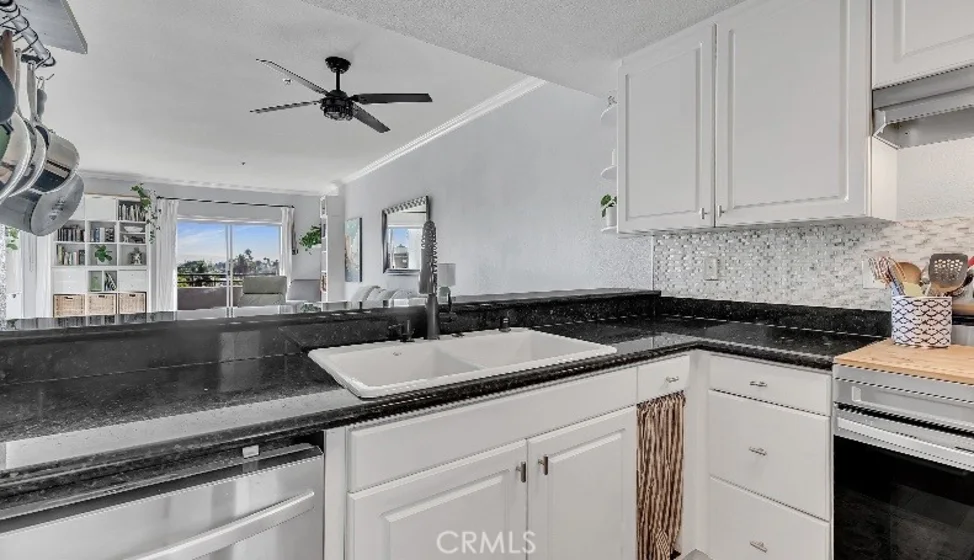 838 Pine Avenue #409 photo 14