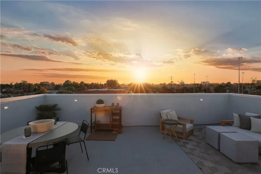 137 Jessup Way photo 1