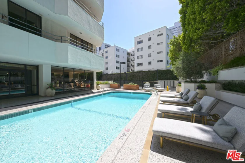 10601 Wilshire Boulevard #1404 photo 62