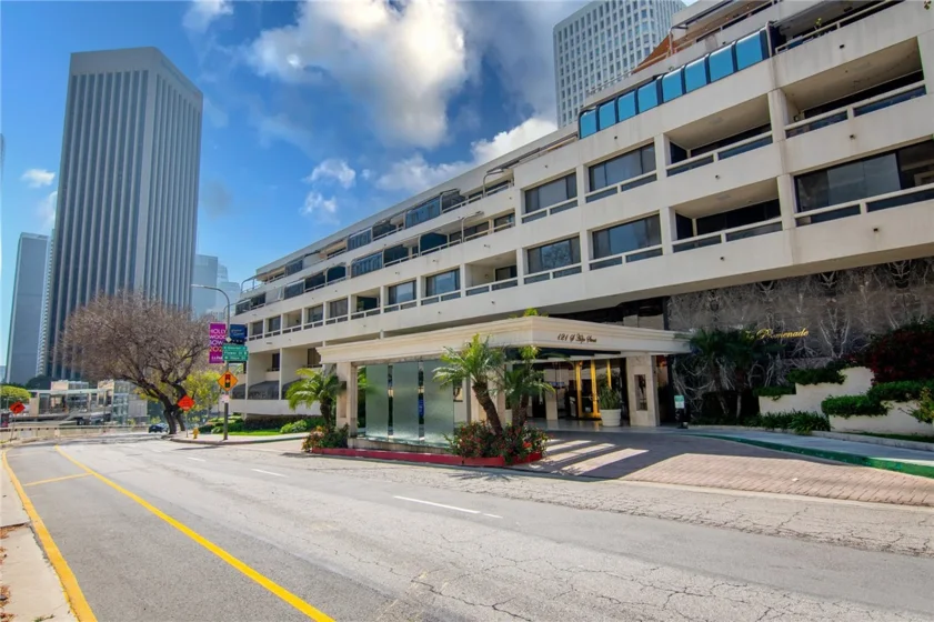 121 S Hope Street #333 photo 5