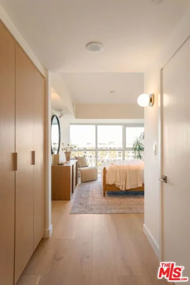 13600 Marina Pointe Drive #604 photo 20