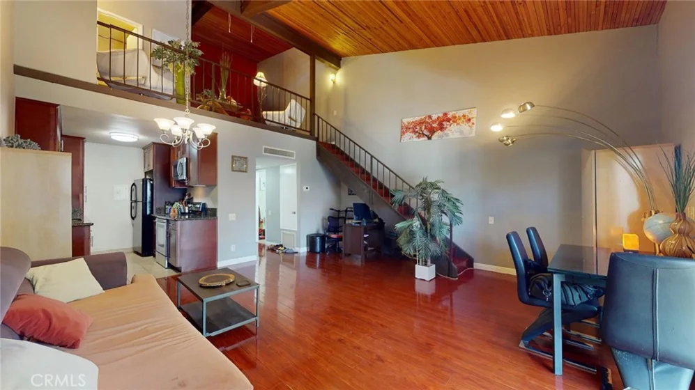 5460 White Oak Avenue #G325 photo 1