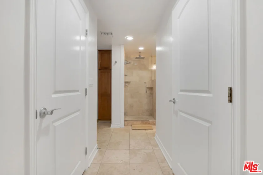 423 Arnaz Drive #102 photo 10