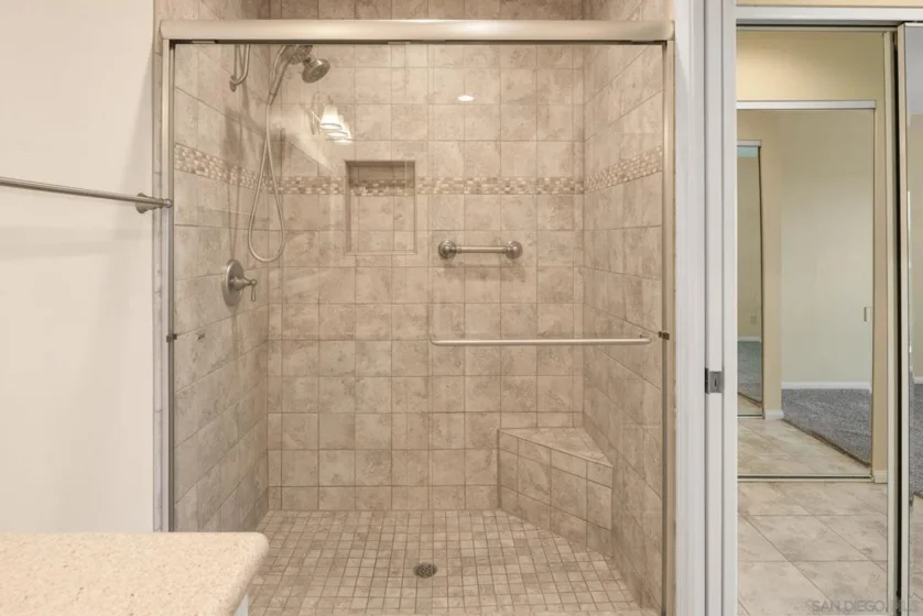 3866 Murray Hill photo 40
