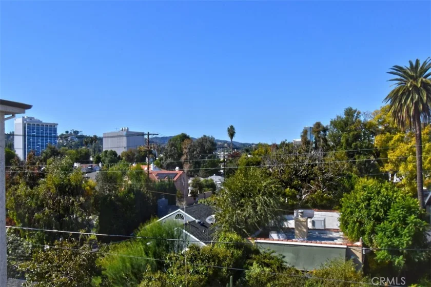 4611 Vista Del Monte Avenue #304 photo 1