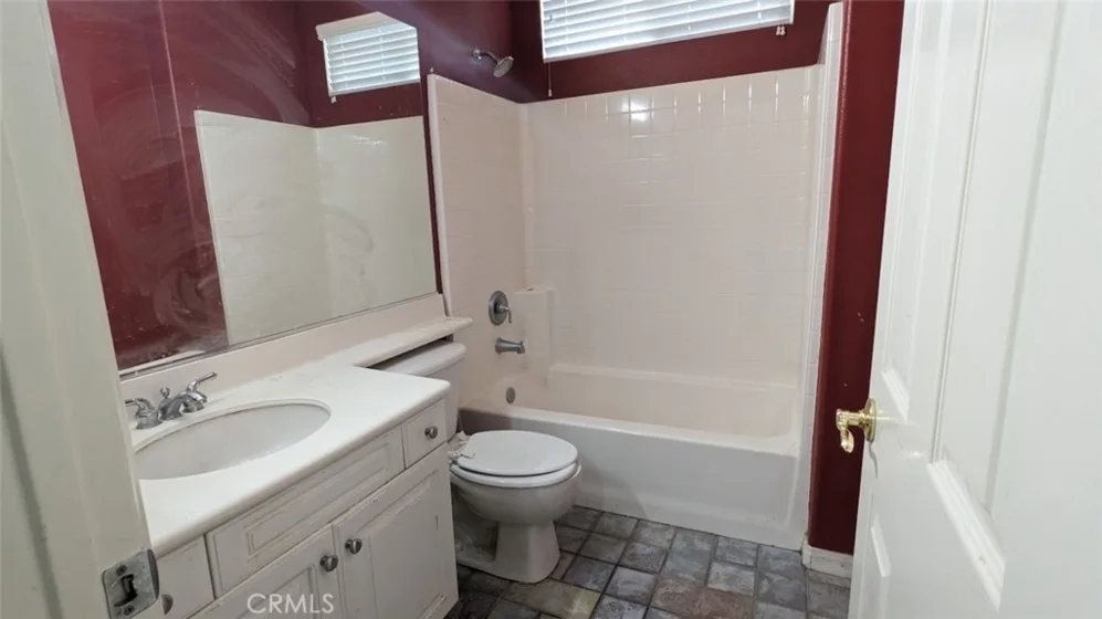 35629 Abelia Street photo 11
