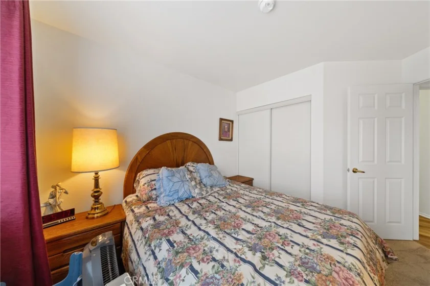 39560 Glenwood Court photo 29