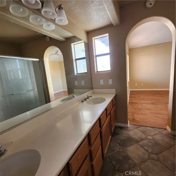 2057 San Diego photo 10