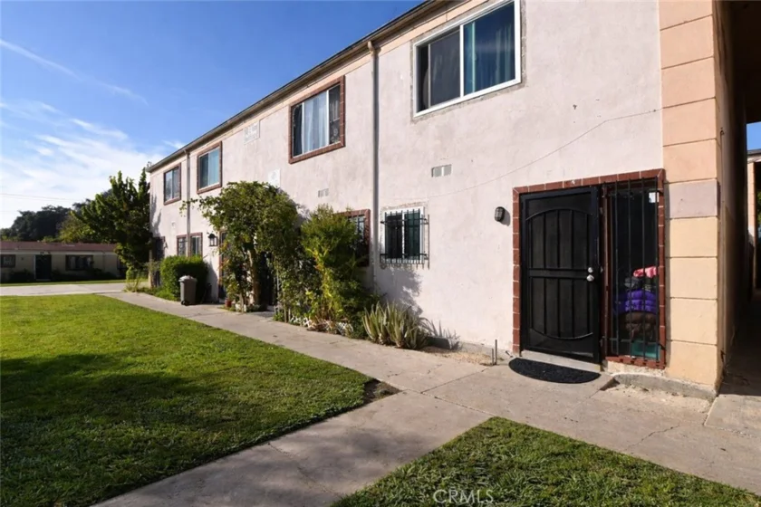1001 E Grant #F4 photo 12