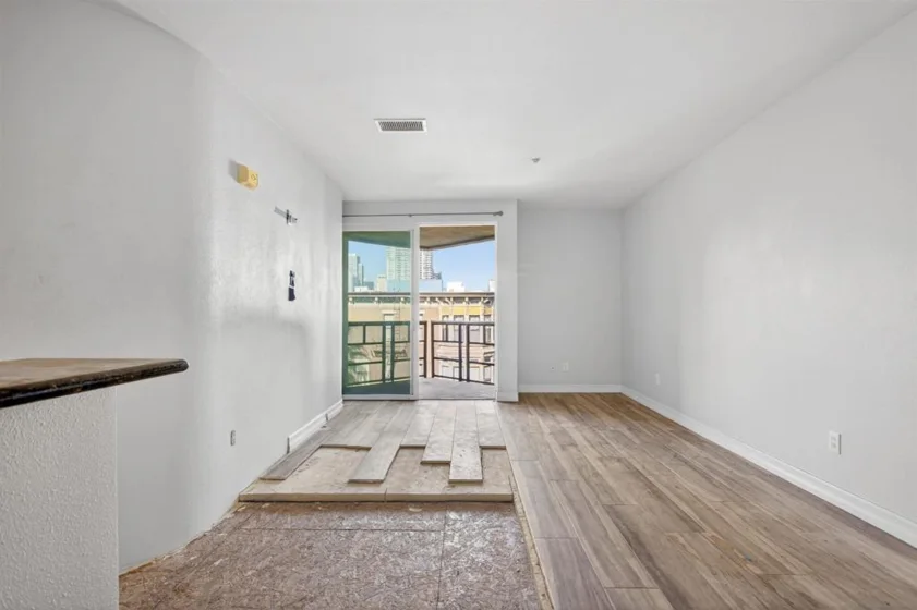 1225 Island Aveneue #407 photo 2