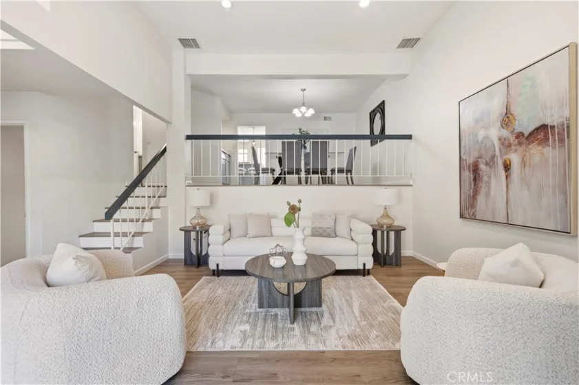 5800 Owensmouth Avenue #14 photo 1