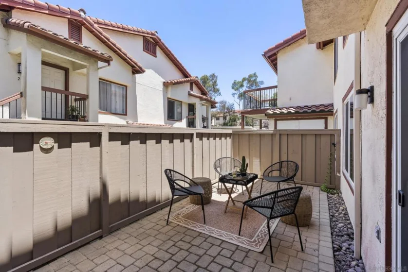 4080 Rosenda #210 photo 19