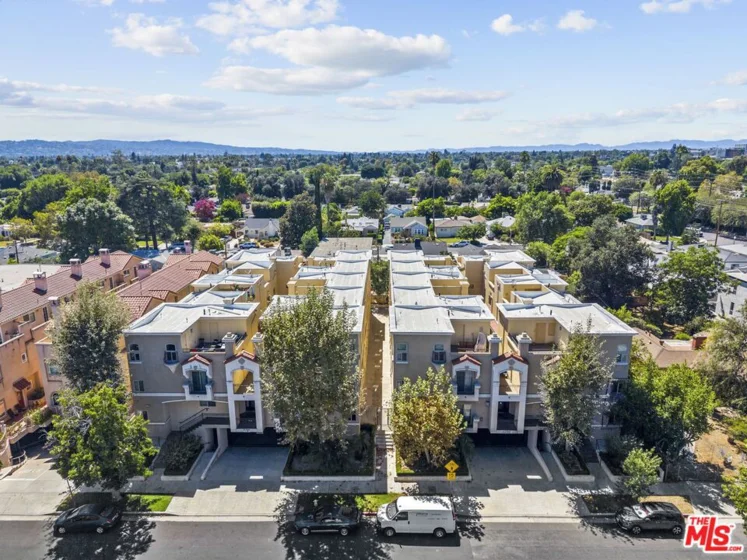 5727 Camellia Avenue #108 photo 28