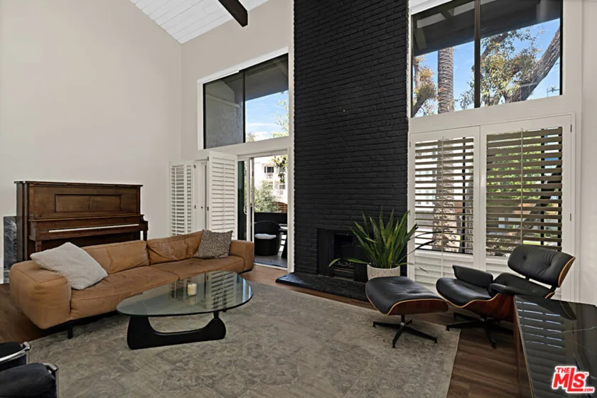 1925 S Beverly Glen Boulevard #40 photo 41