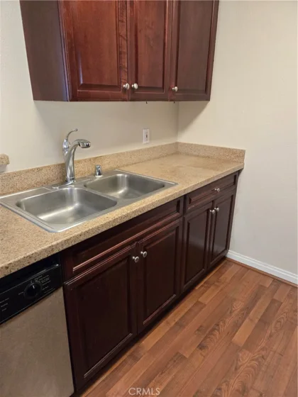 5520 Owensmouth Avenue #313 photo 7