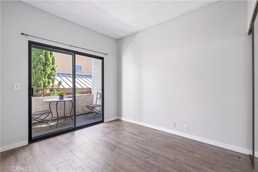 730 W 4th Street #308 photo 19