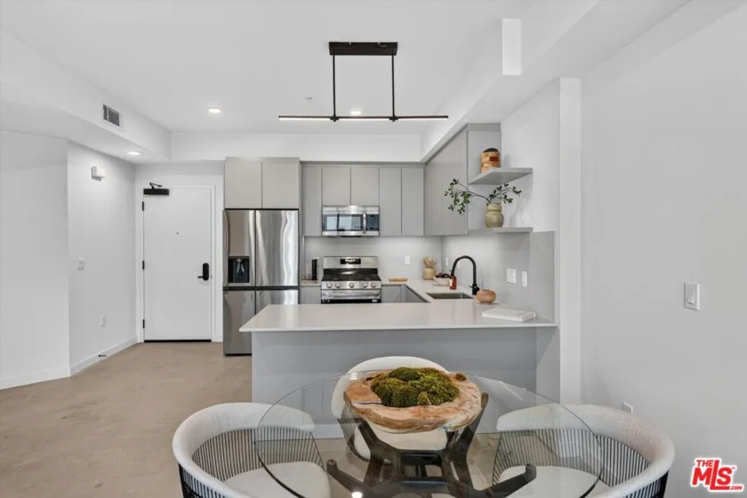 904 S New Hampshire Avenue #407 photo 36